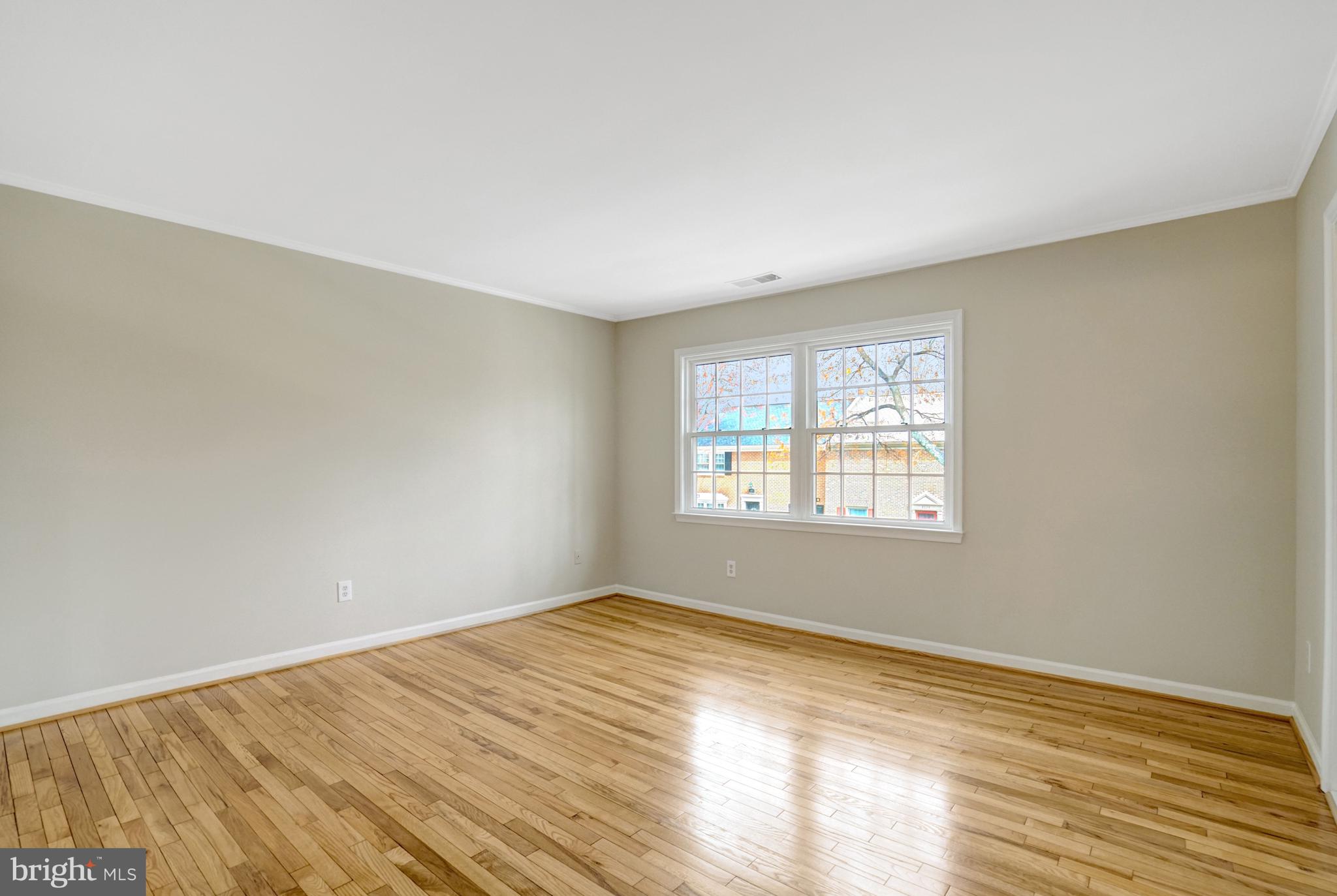 CHARLESTOWN - Residential