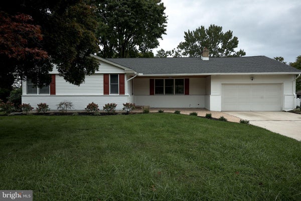2010 WEATHERTON DR, WILMINGTON, DE 19810 - Image 7d72b310bb47f2d4bdfdb3bbe60e85f1/1695344115