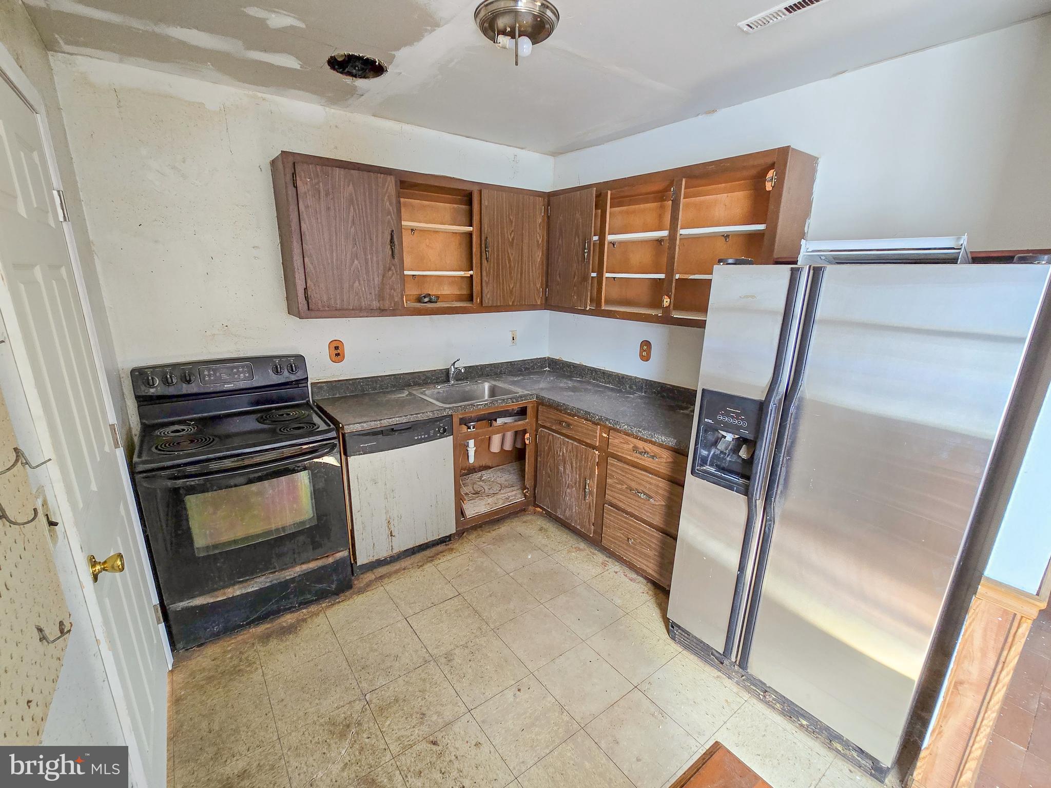 HARRINGTON MEADOWS - Residential