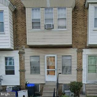 Great turn key investment property.
Currently rent income is $1400/Month
3 bedroom, 1 bath, straight-thru row home. Located on a quiet street in the desirable Wissinoming section of NE Phila.
Don't miss your opportunity to make this row house your own or income producing. This home is in close proximity to all major highways, public transportation, school and shopping.