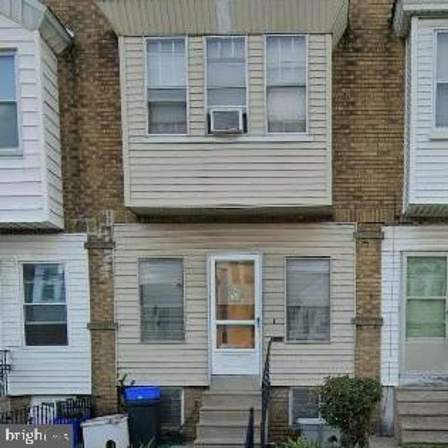 Great turn key  investment property.
 Currently rent income is $1400/Month 
 3 bedroom, 1 bath, straight-thru row home. Located on a quiet street in the desirable Wissinoming section of NE Phila.
Don't miss your opportunity to make this row house your own or income producing.   This home is in close proximity to all major highways, public transportation, school and shopping.