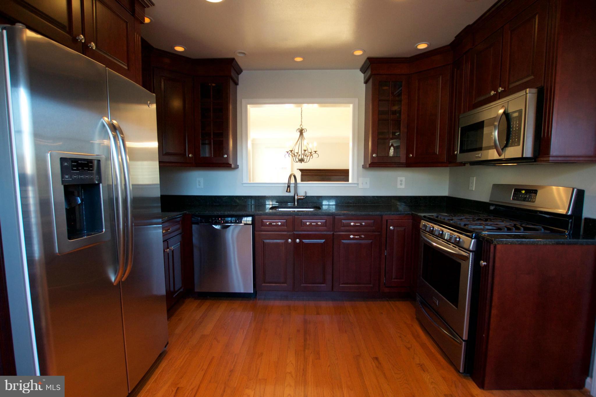 TOWNES/NOTTINGHL/RVRVIEW - Residential Lease