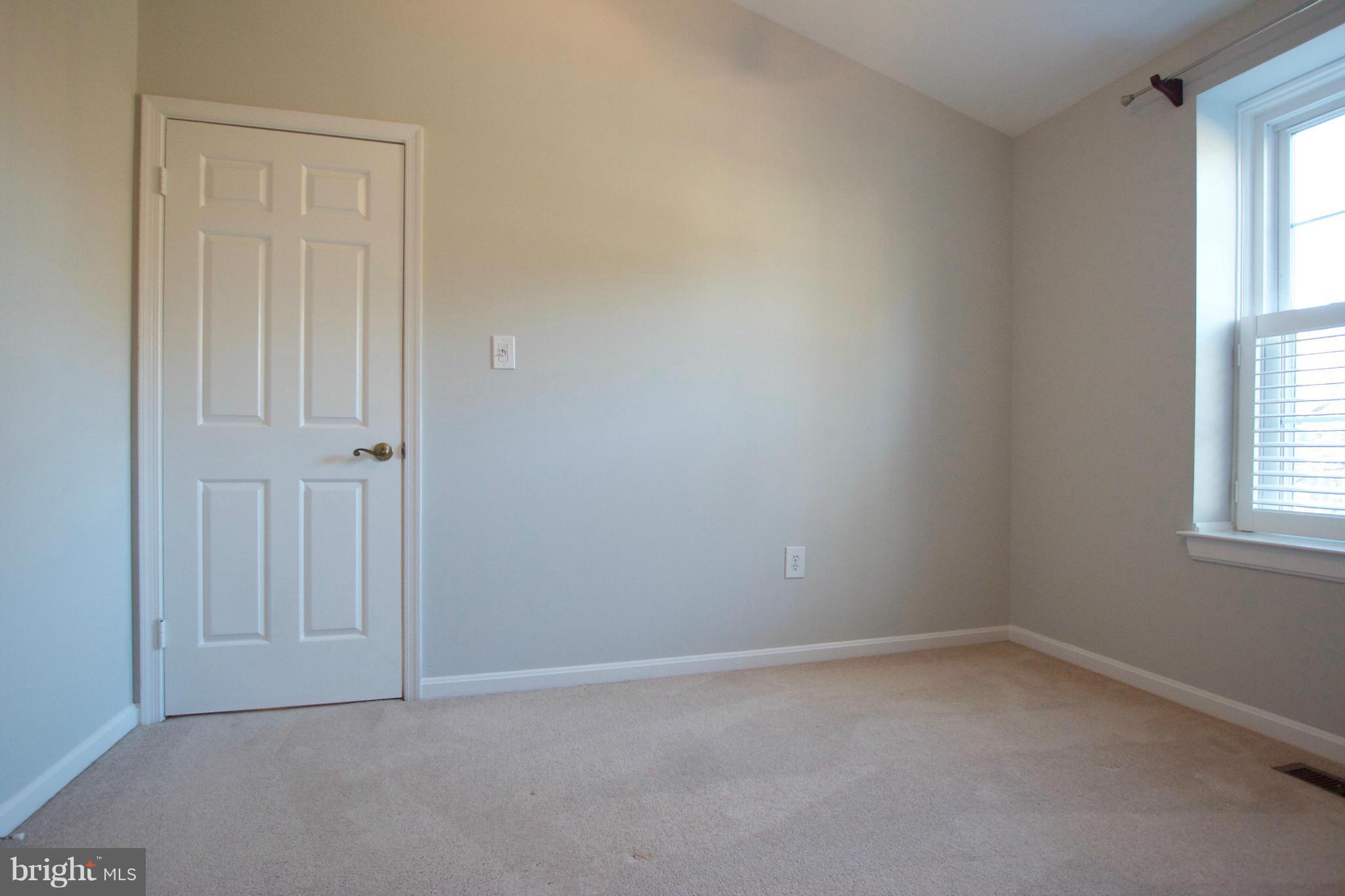 TOWNES/NOTTINGHL/RVRVIEW - Residential Lease