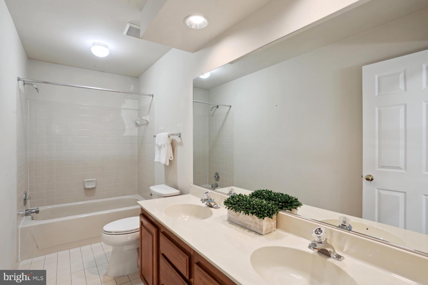 LITTLE ROCKY RUN - Residential