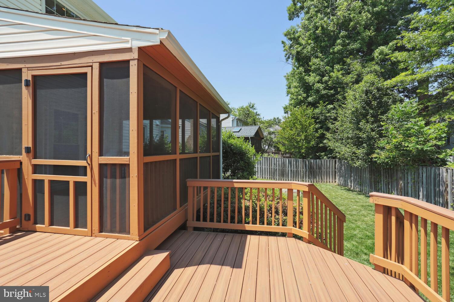 LITTLE ROCKY RUN - Residential