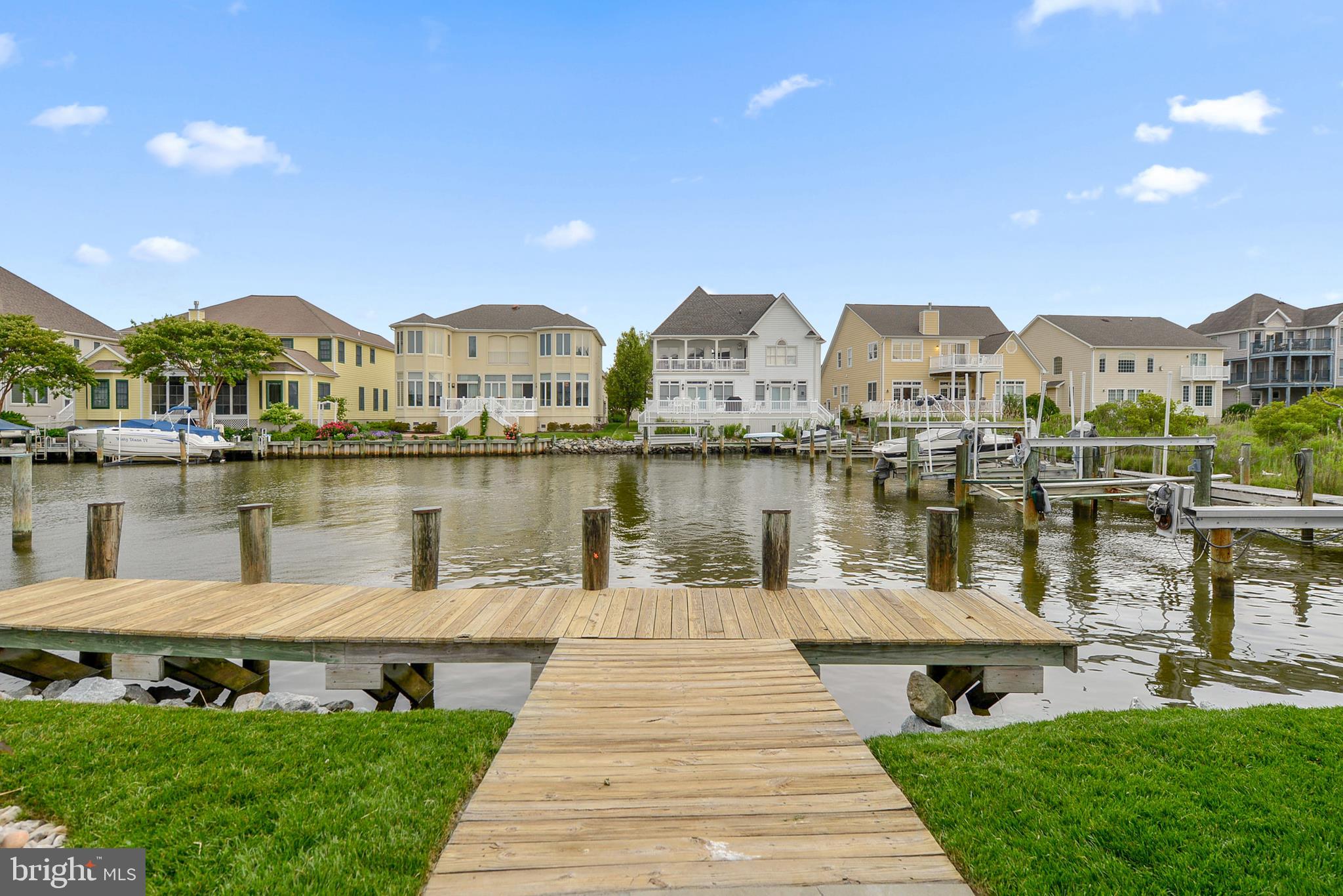 HERON HARBOUR - Residential