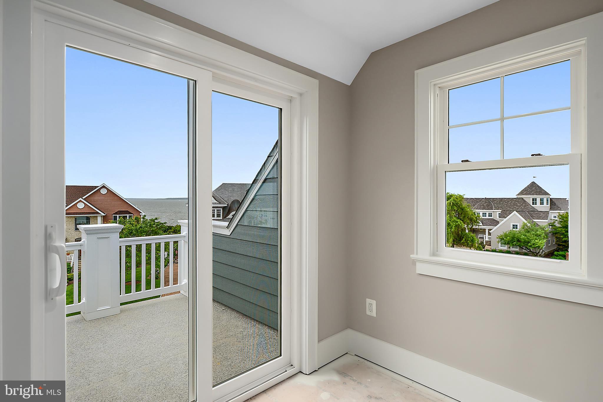 HERON HARBOUR - Residential