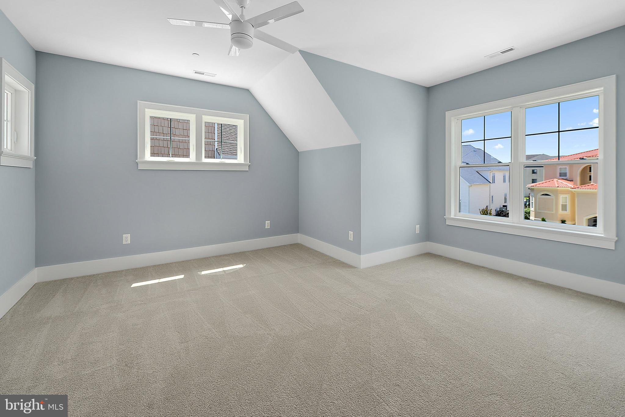 HERON HARBOUR - Residential