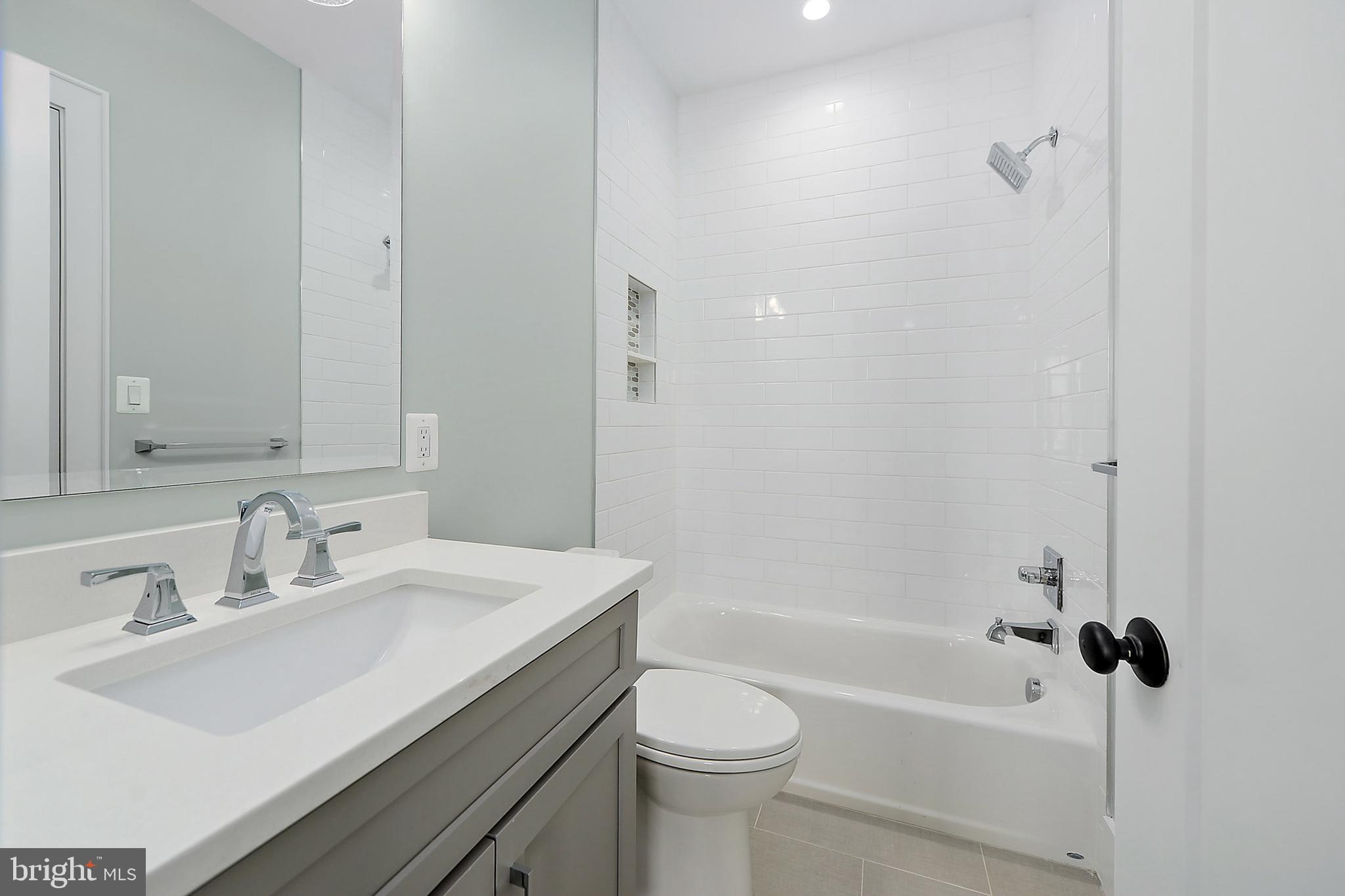 HERON HARBOUR - Residential