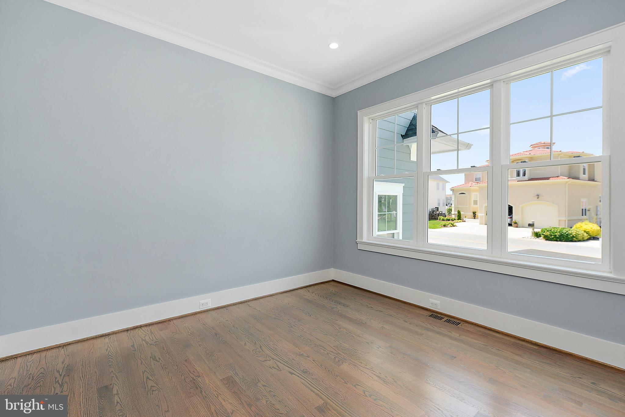 HERON HARBOUR - Residential