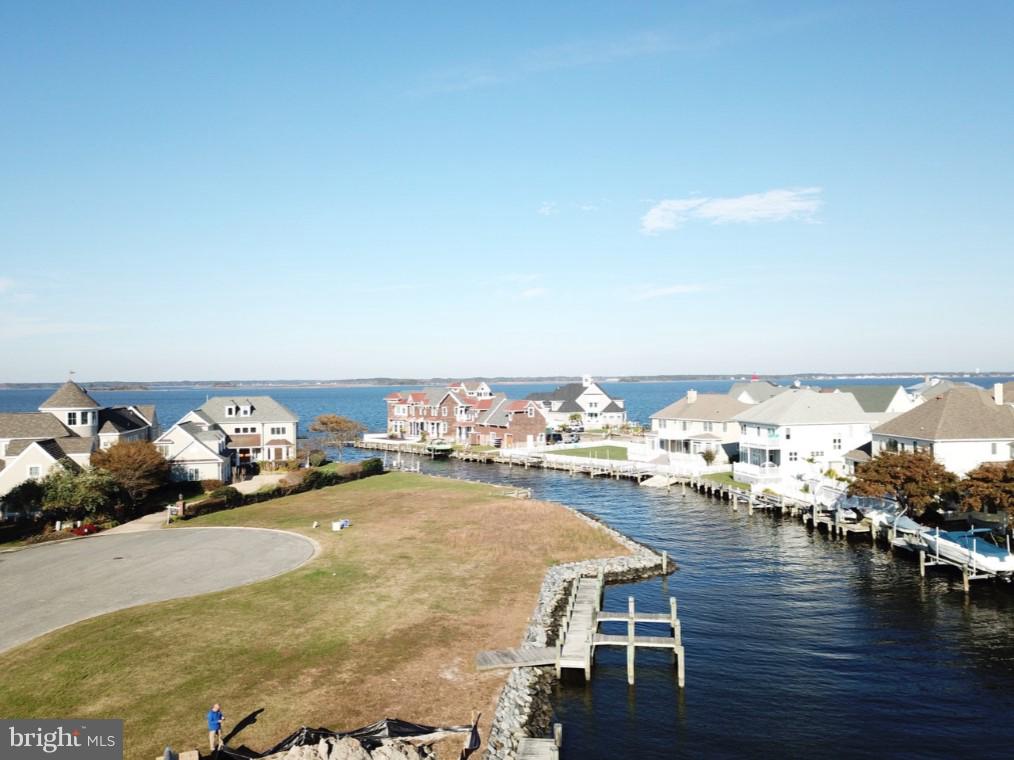 HERON HARBOUR - Residential