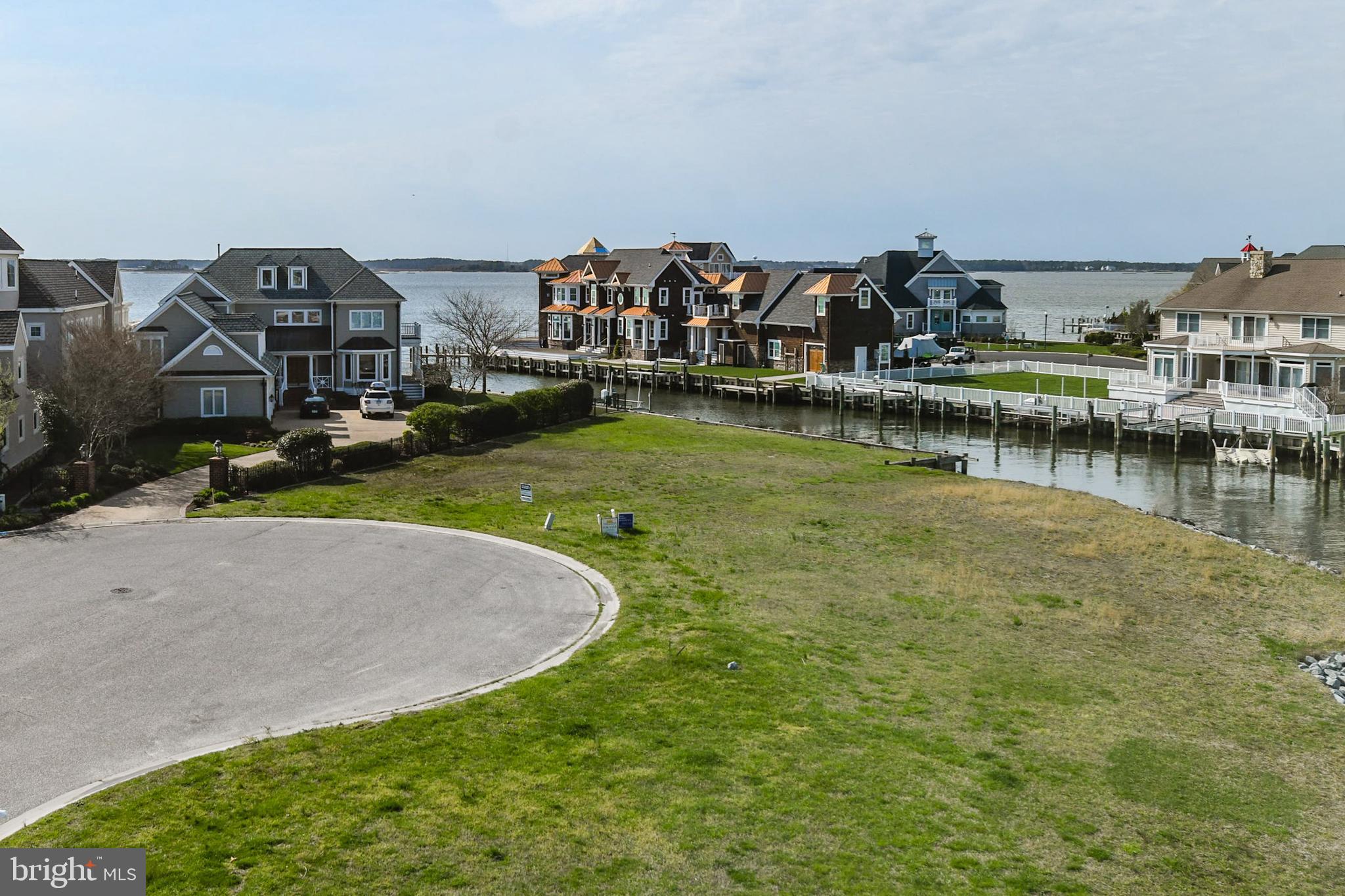 HERON HARBOUR - Residential