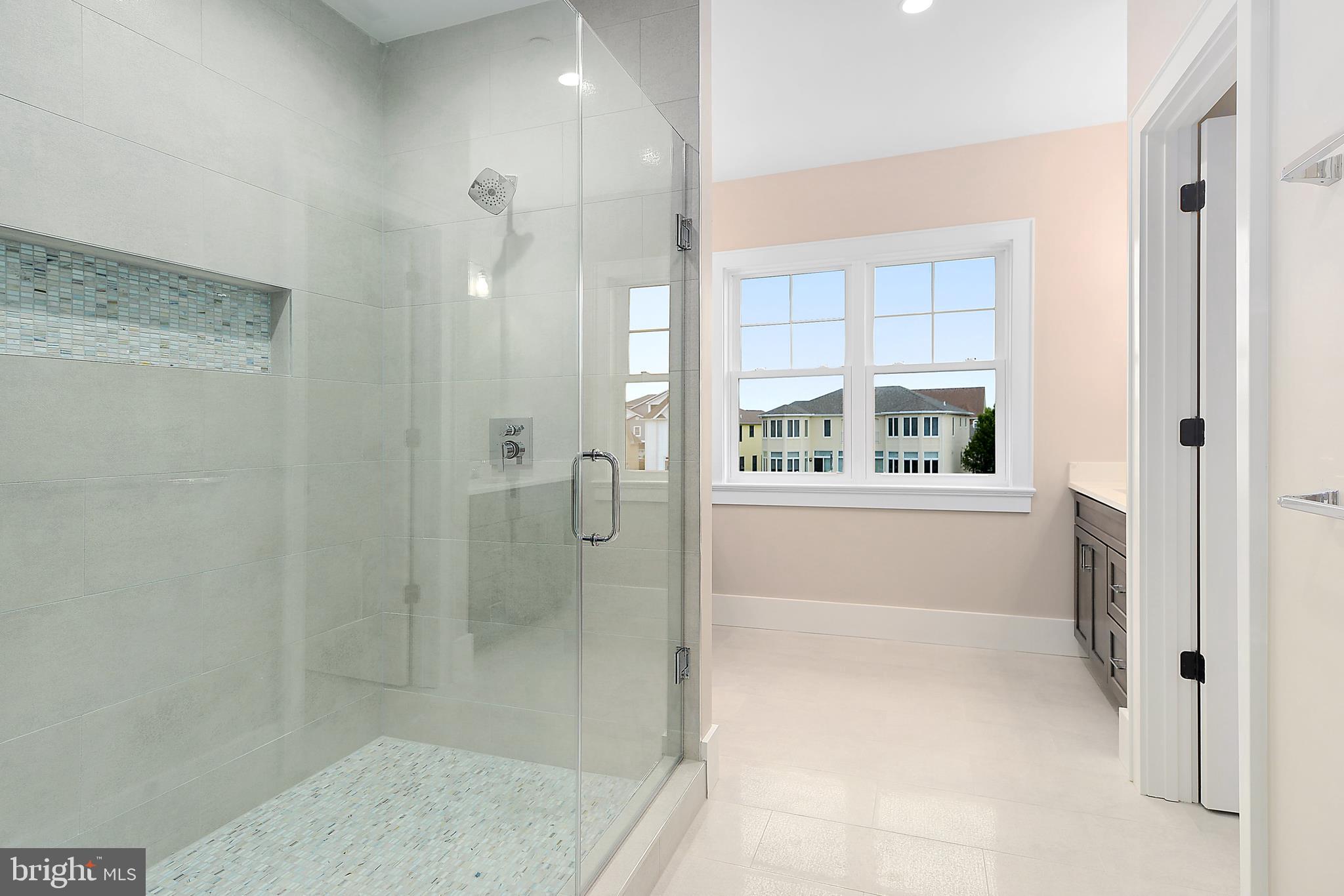 HERON HARBOUR - Residential