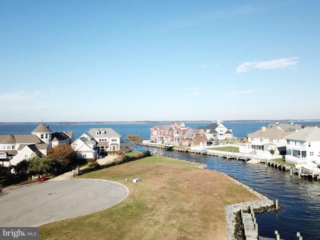 HERON HARBOUR - Residential