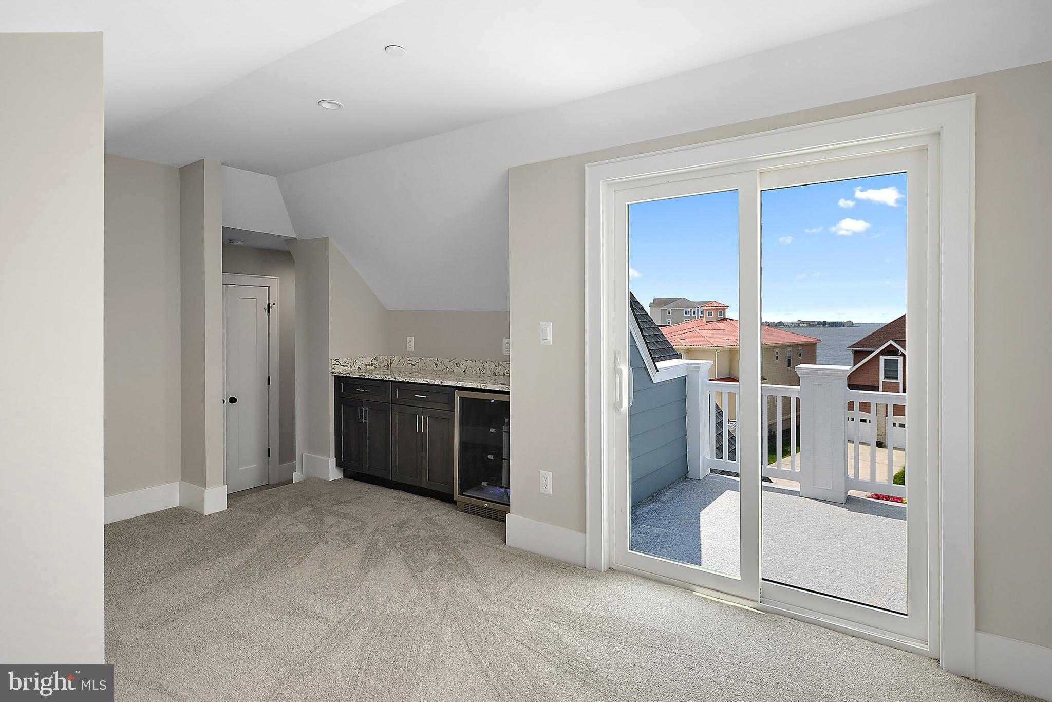 HERON HARBOUR - Residential