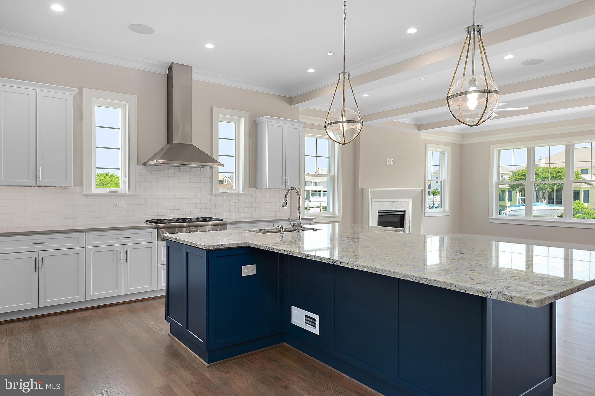 HERON HARBOUR - Residential