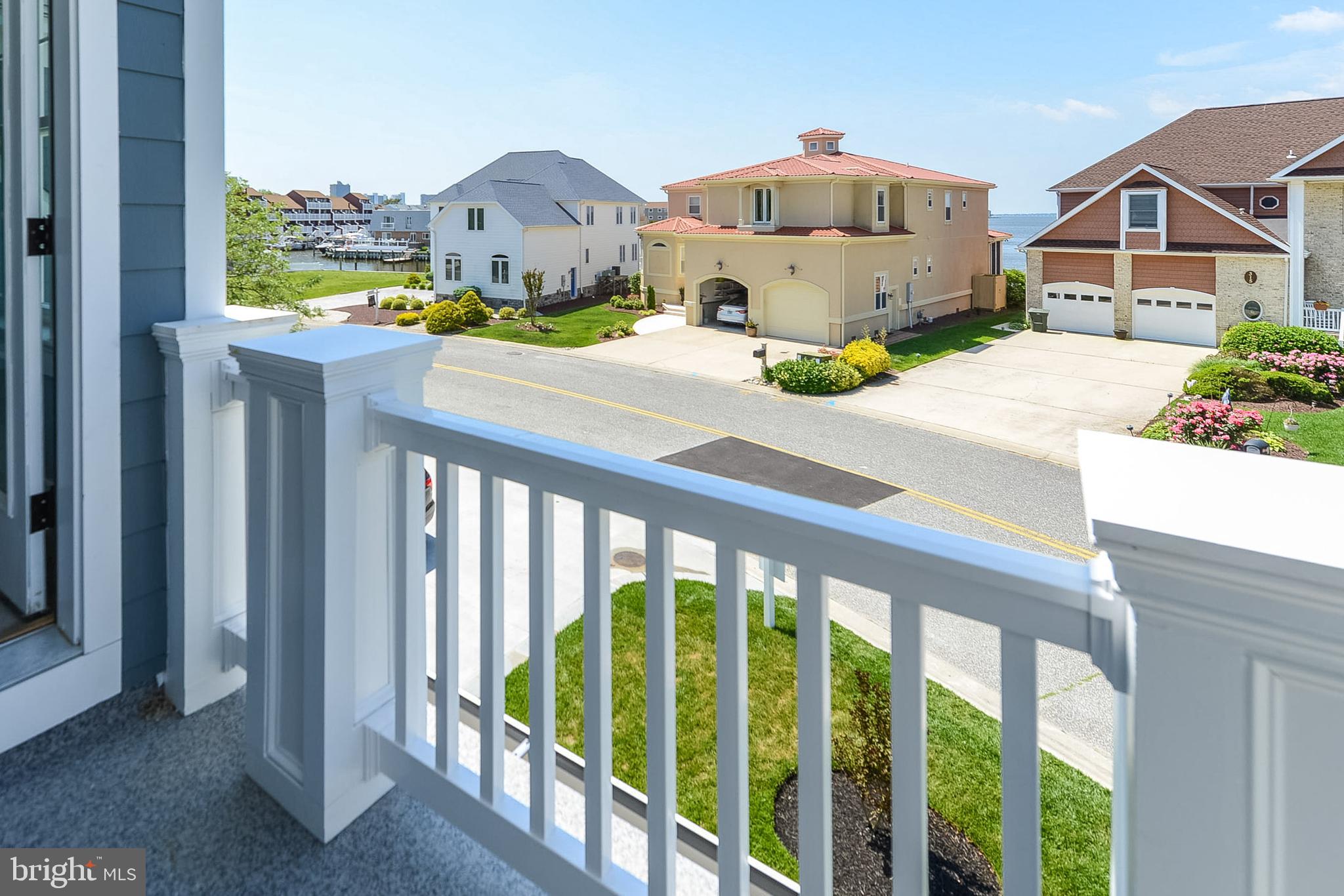 HERON HARBOUR - Residential