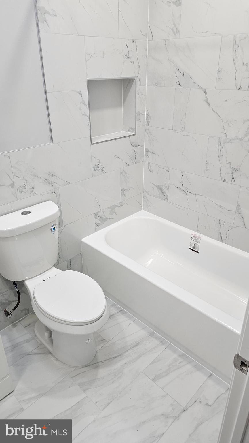 WEST KENSINGTON - Residential