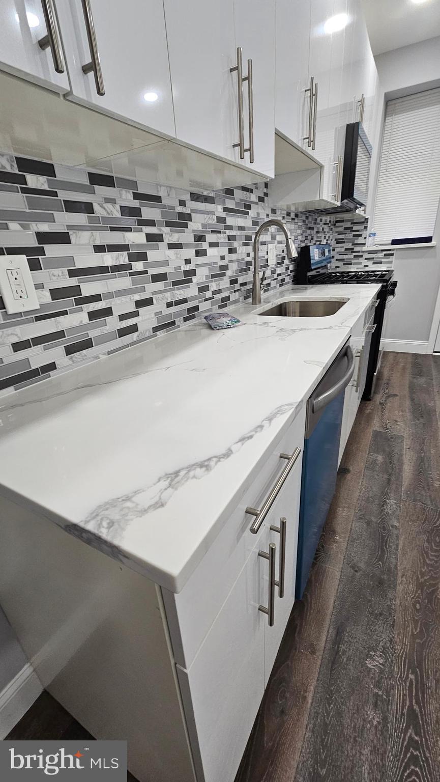 WEST KENSINGTON - Residential