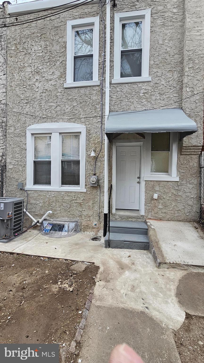 WEST KENSINGTON - Residential