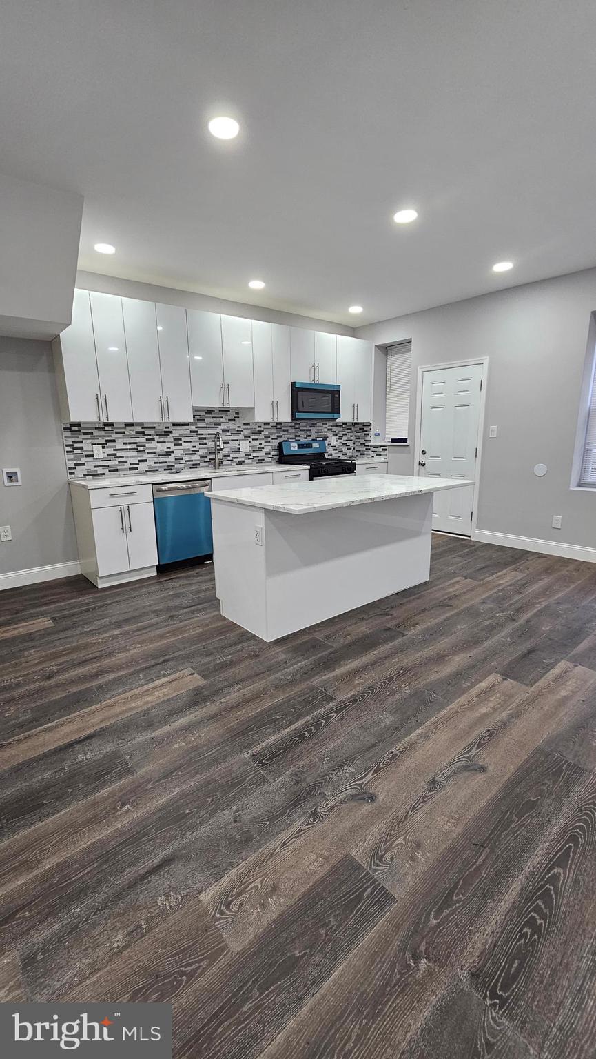 WEST KENSINGTON - Residential