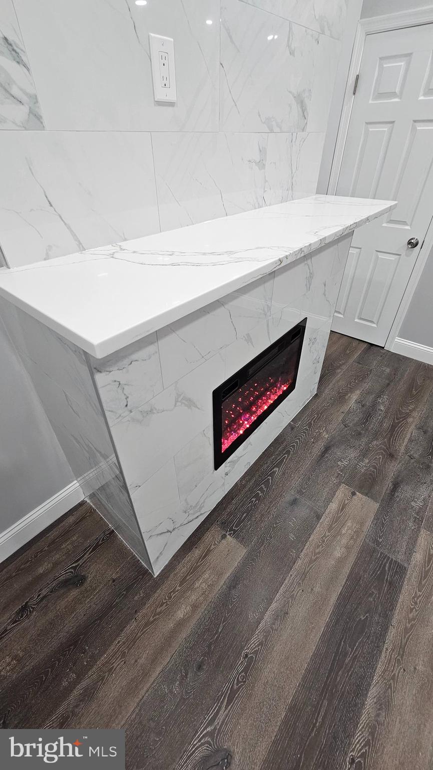 WEST KENSINGTON - Residential