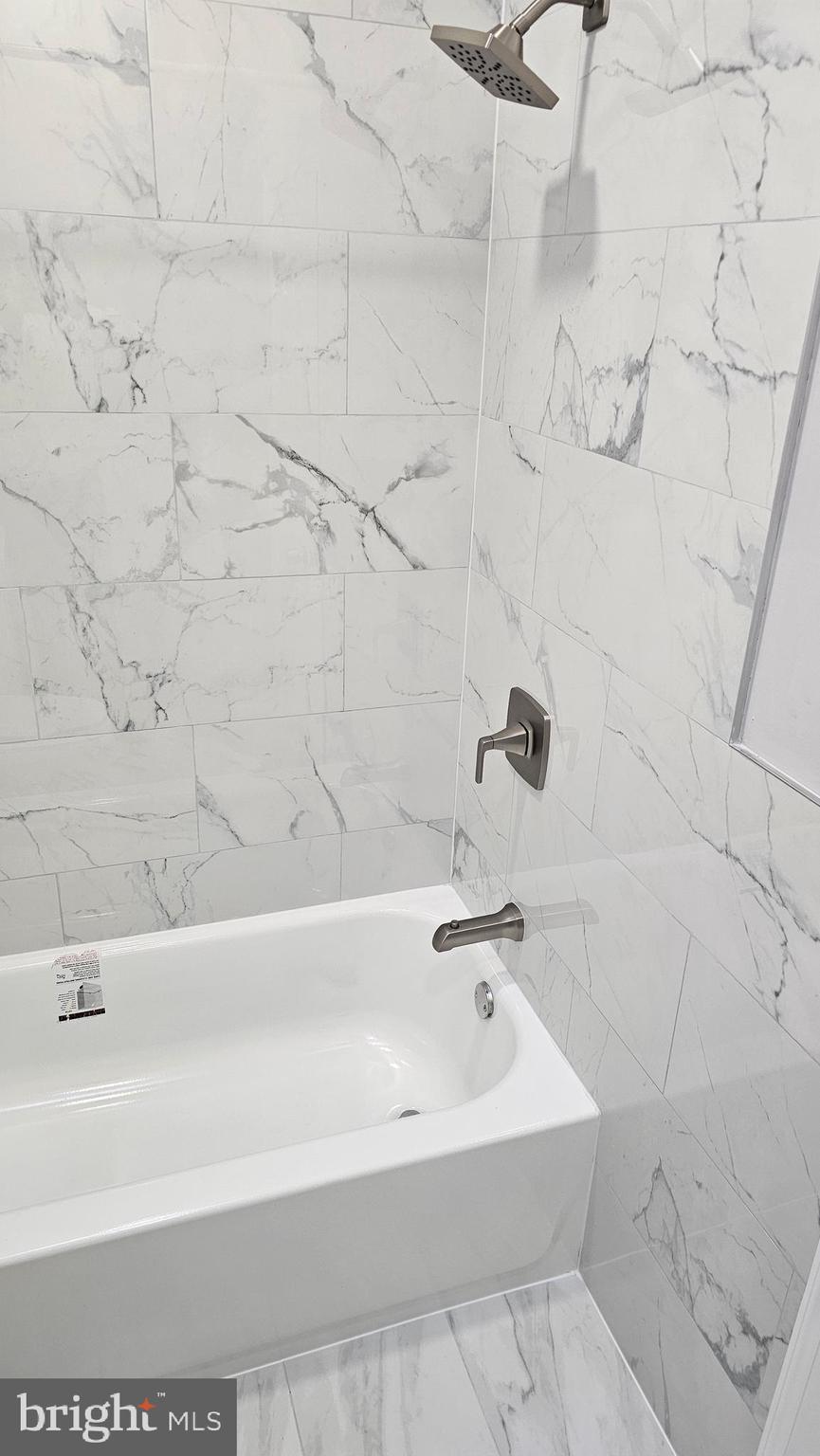 WEST KENSINGTON - Residential