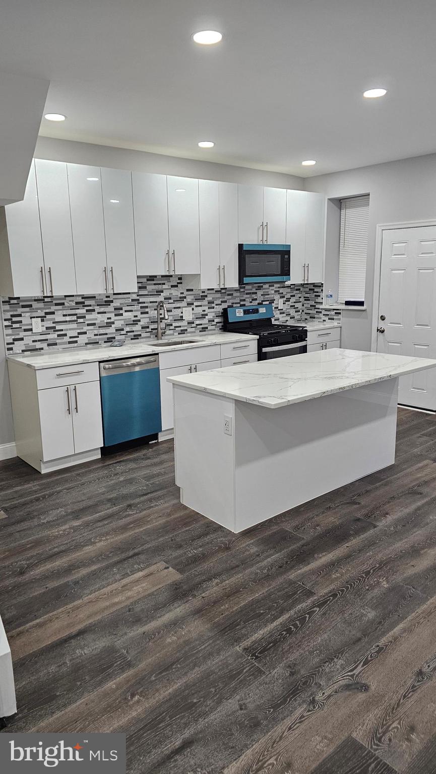 WEST KENSINGTON - Residential