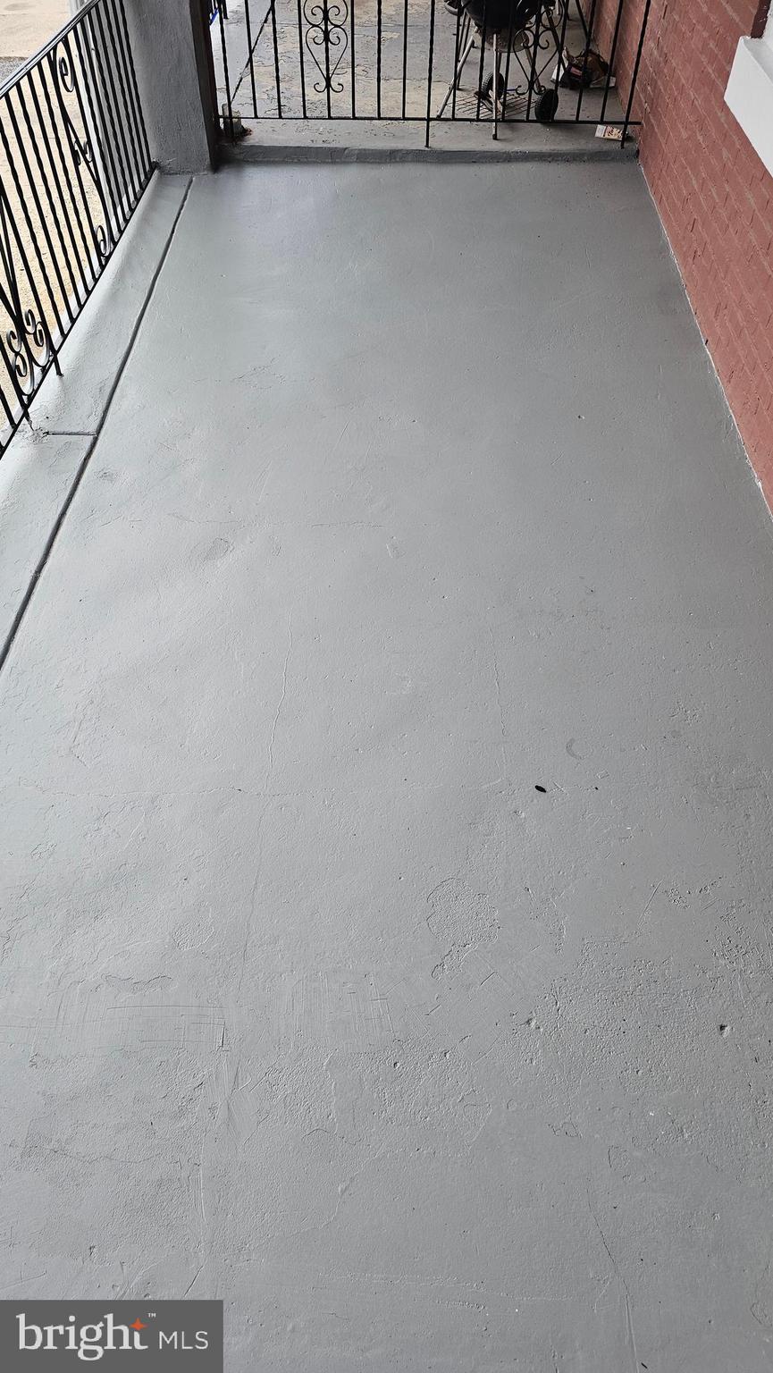 WEST KENSINGTON - Residential