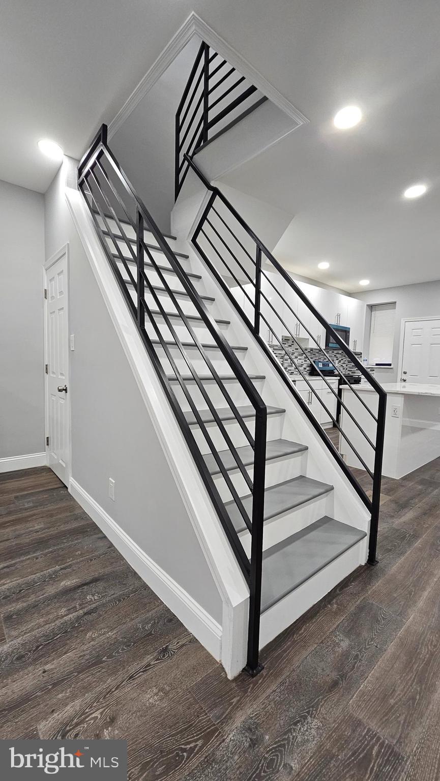 WEST KENSINGTON - Residential