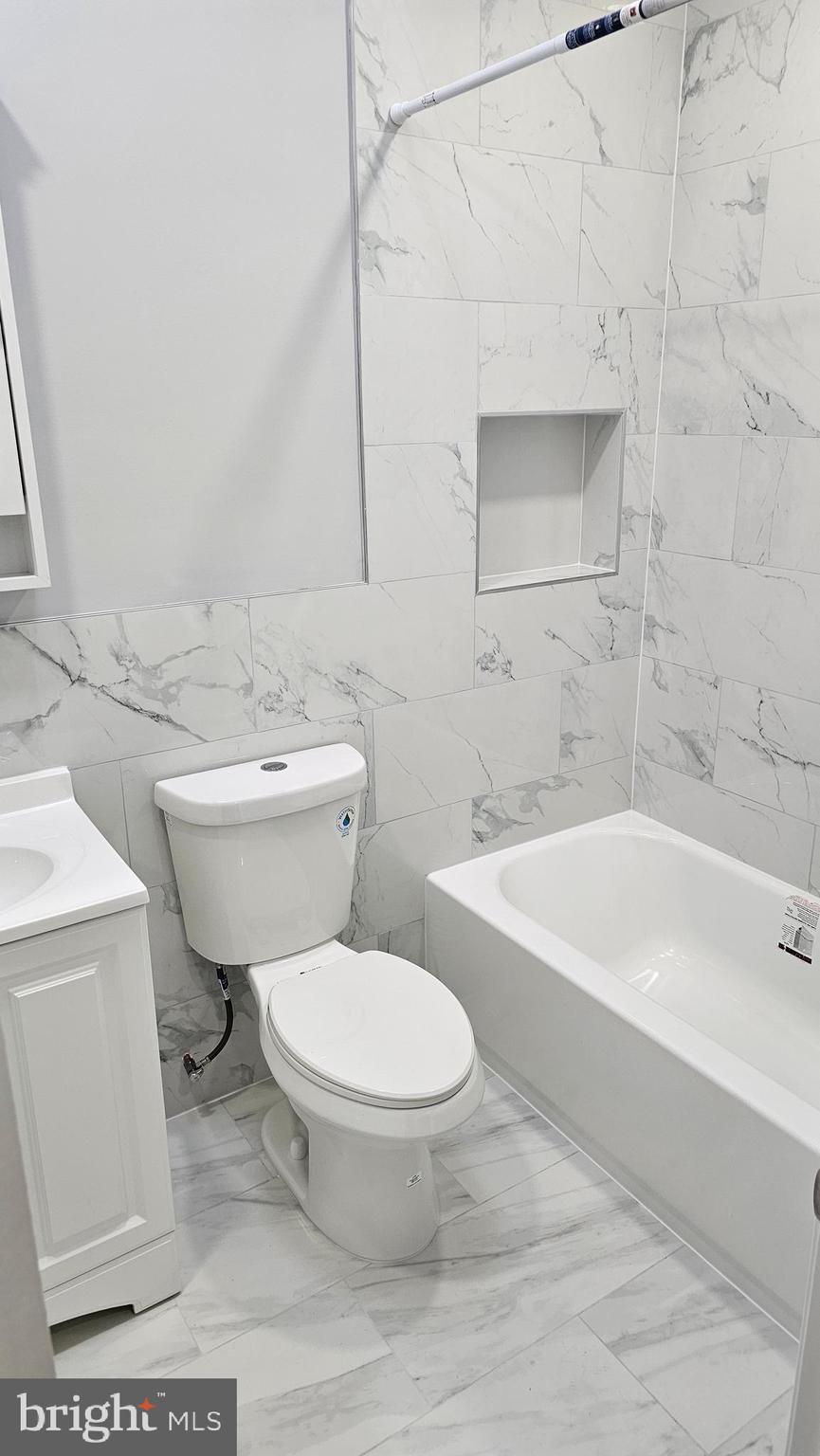 WEST KENSINGTON - Residential