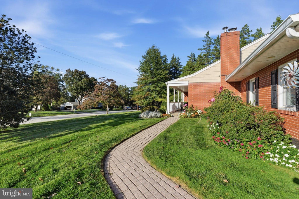 Photo of 3014 Oak Drive, NORRISTOWN, PA 19401 (MLS # PAMC2194482)