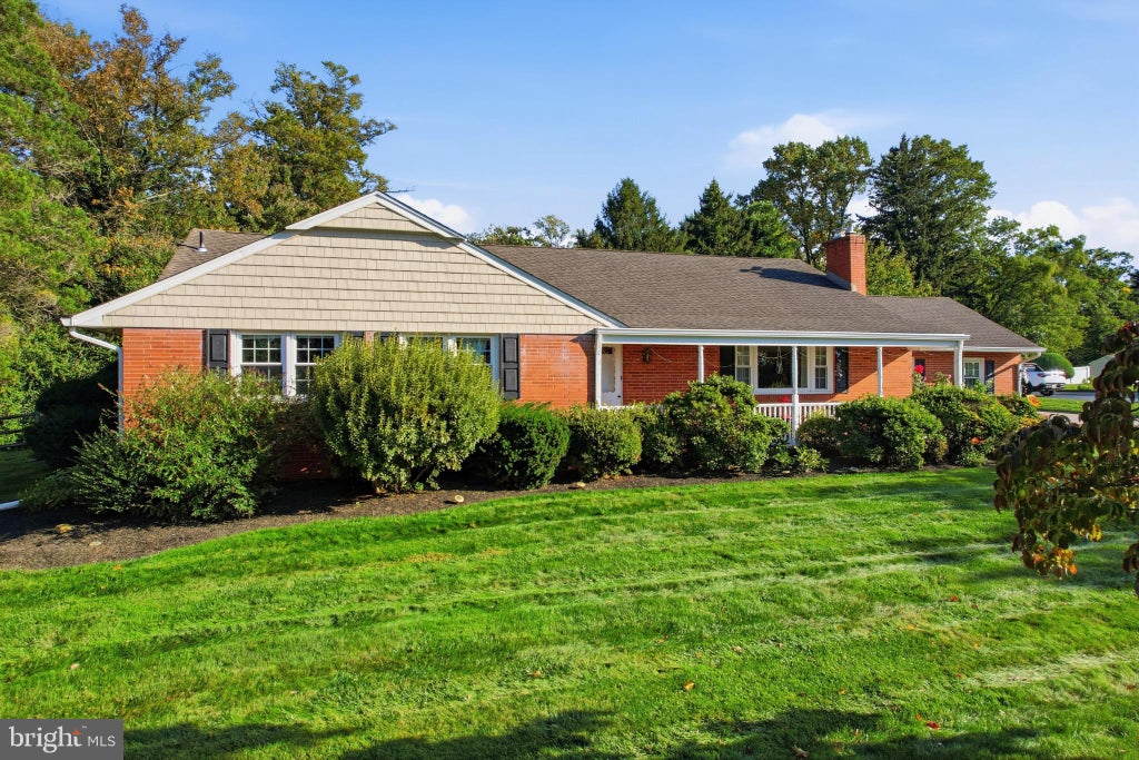 Photo of 3014 Oak Drive, NORRISTOWN, PA 19401 (MLS # PAMC2194482)