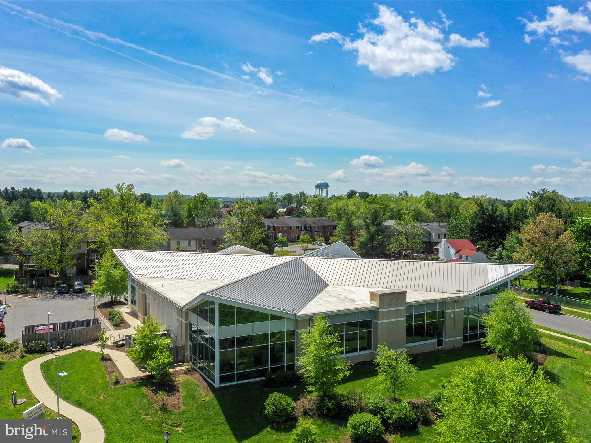 SUN MEADOW - Residential