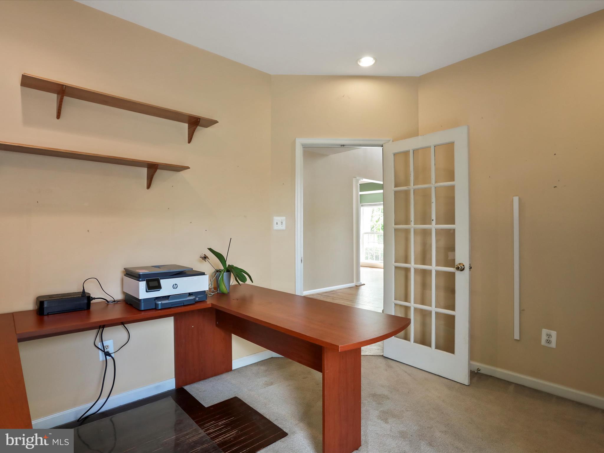 SUN MEADOW - Residential