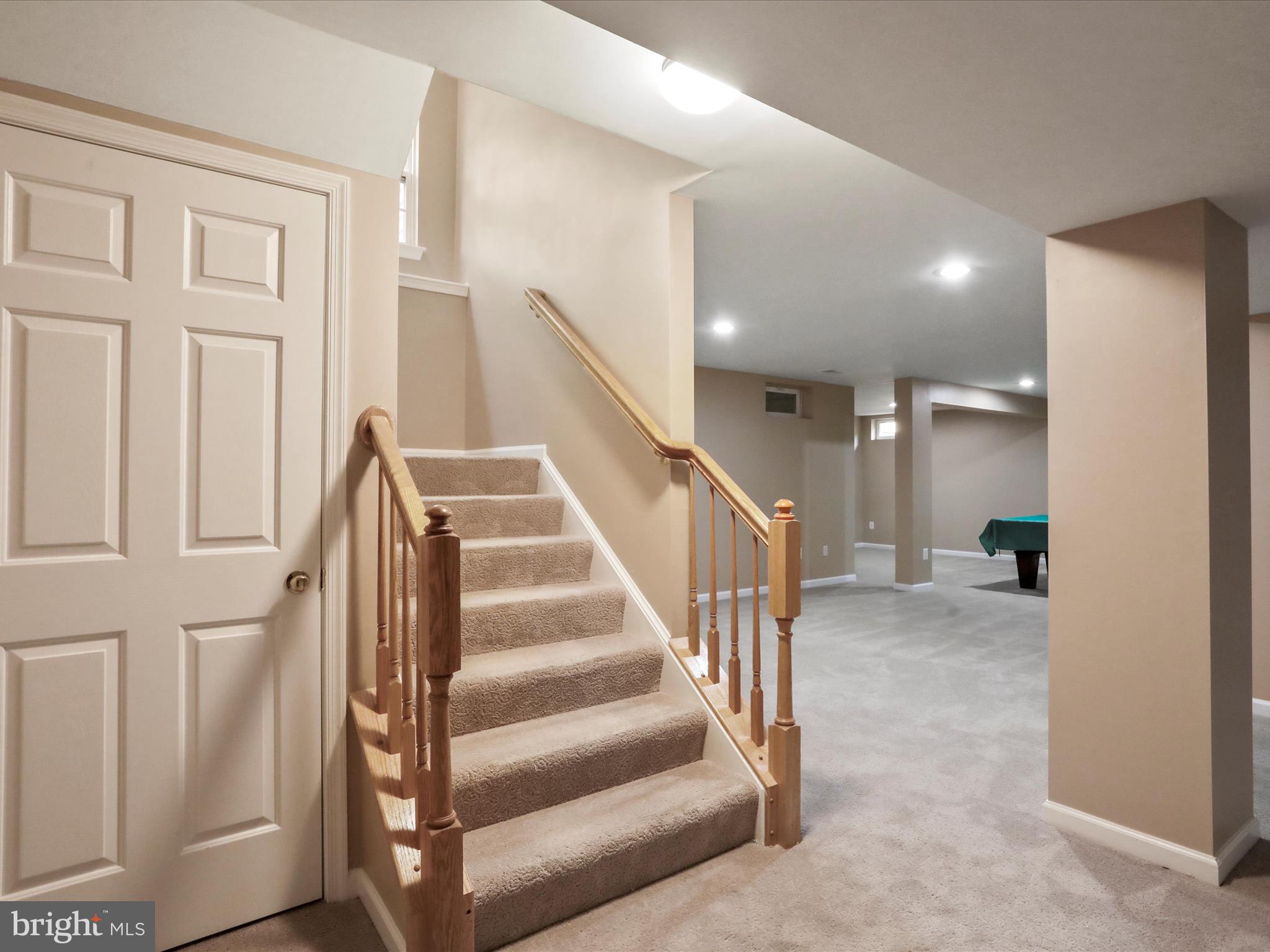 SUN MEADOW - Residential