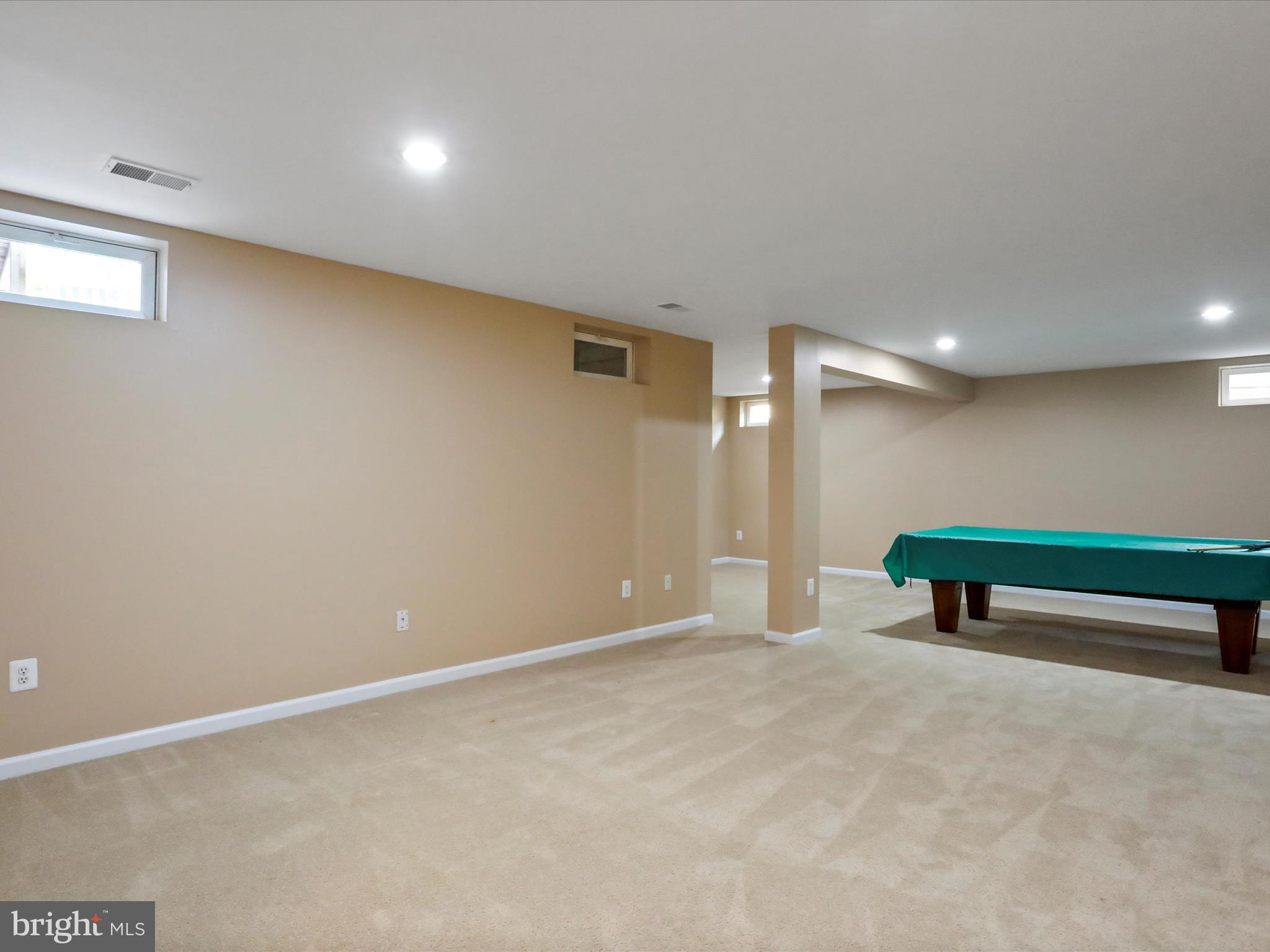 SUN MEADOW - Residential