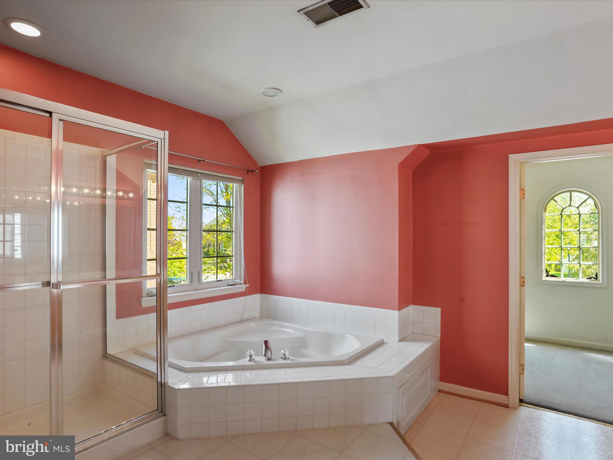 SUN MEADOW - Residential