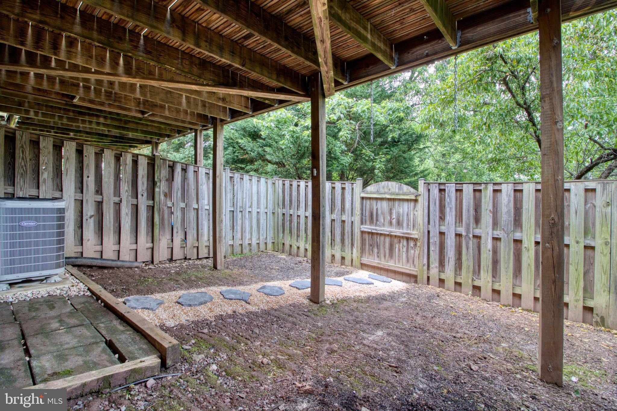 CENTRE RIDGE - Residential