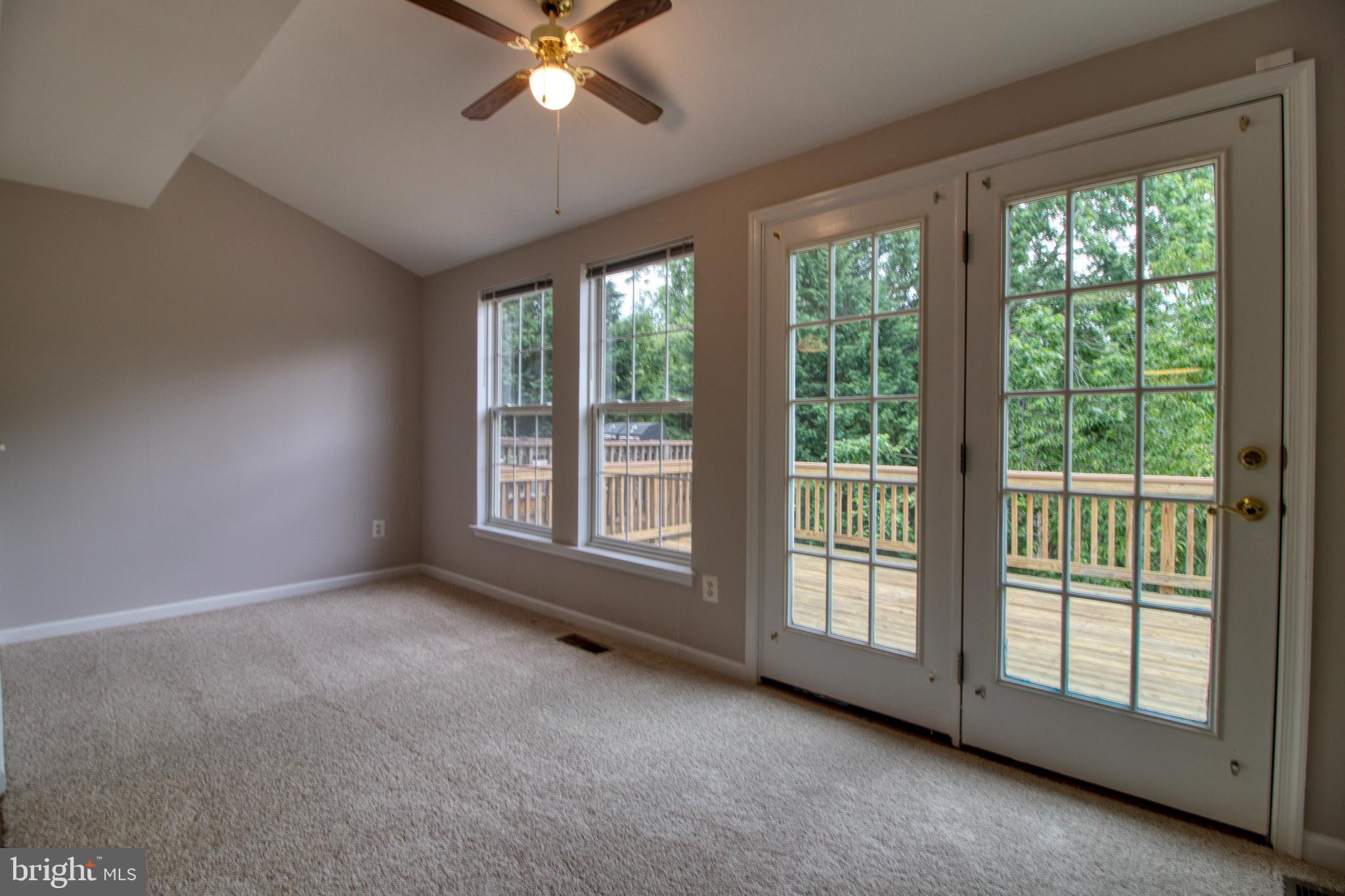 CENTRE RIDGE - Residential