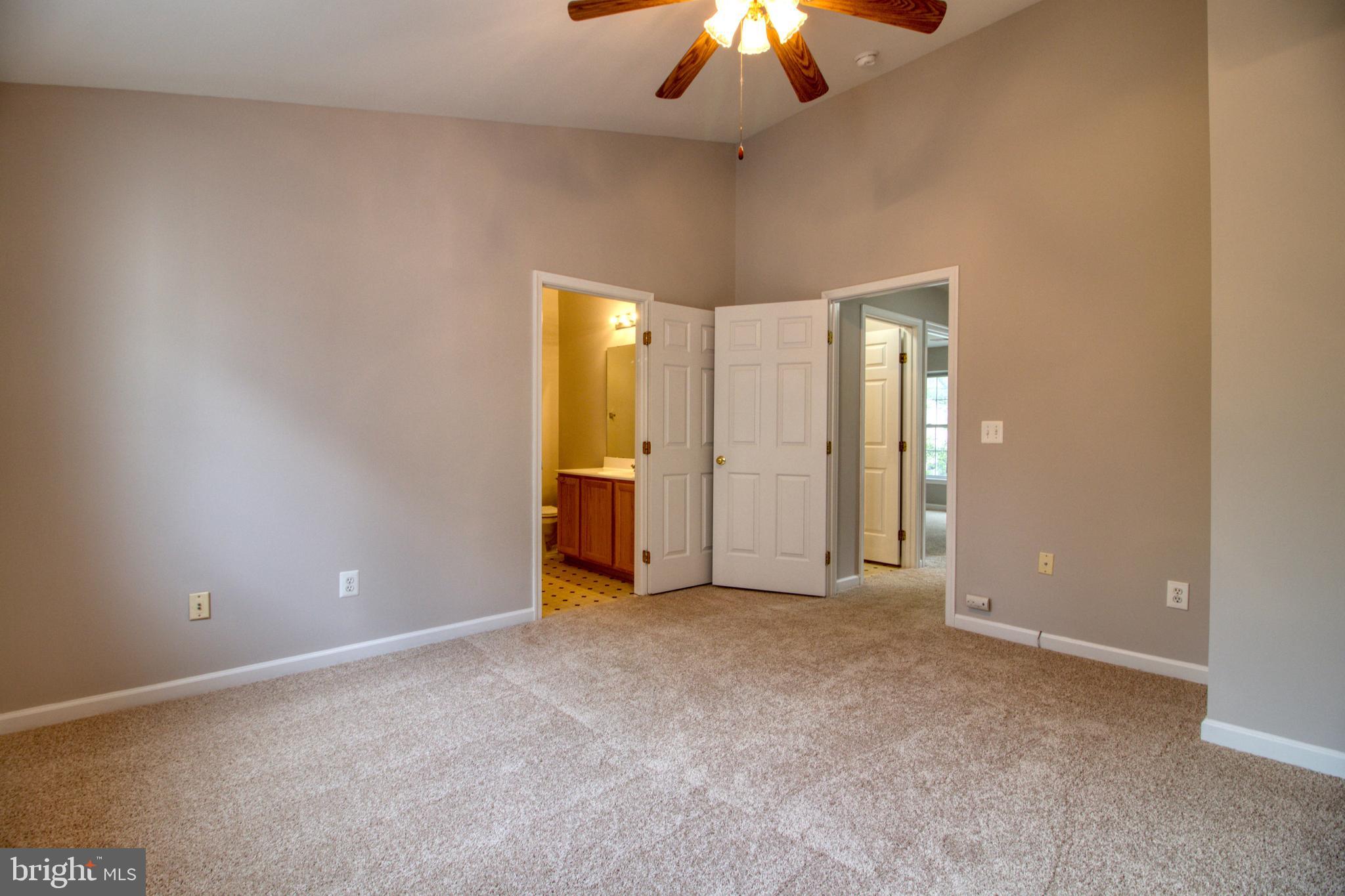 CENTRE RIDGE - Residential