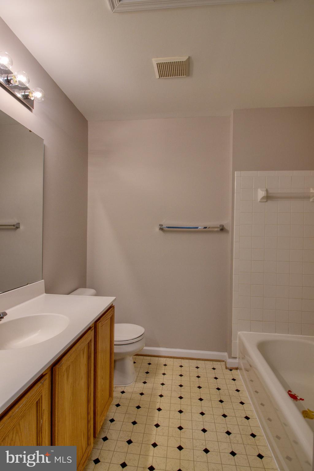 CENTRE RIDGE - Residential