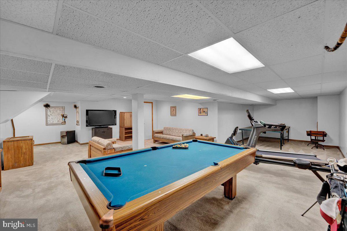 GWYN LYN - Residential