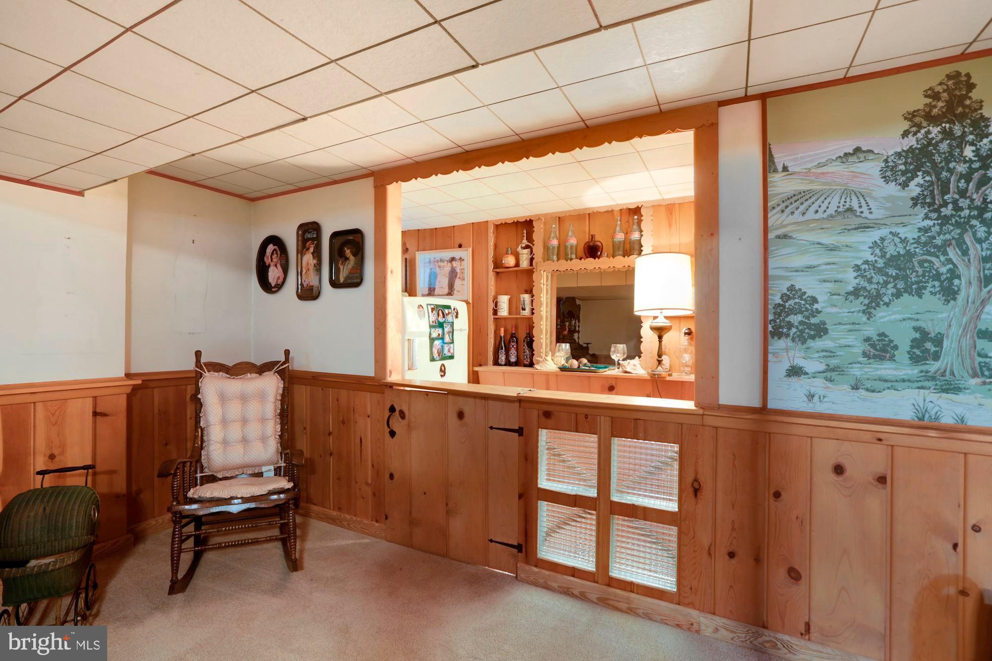 BROYHILL CREST - Residential