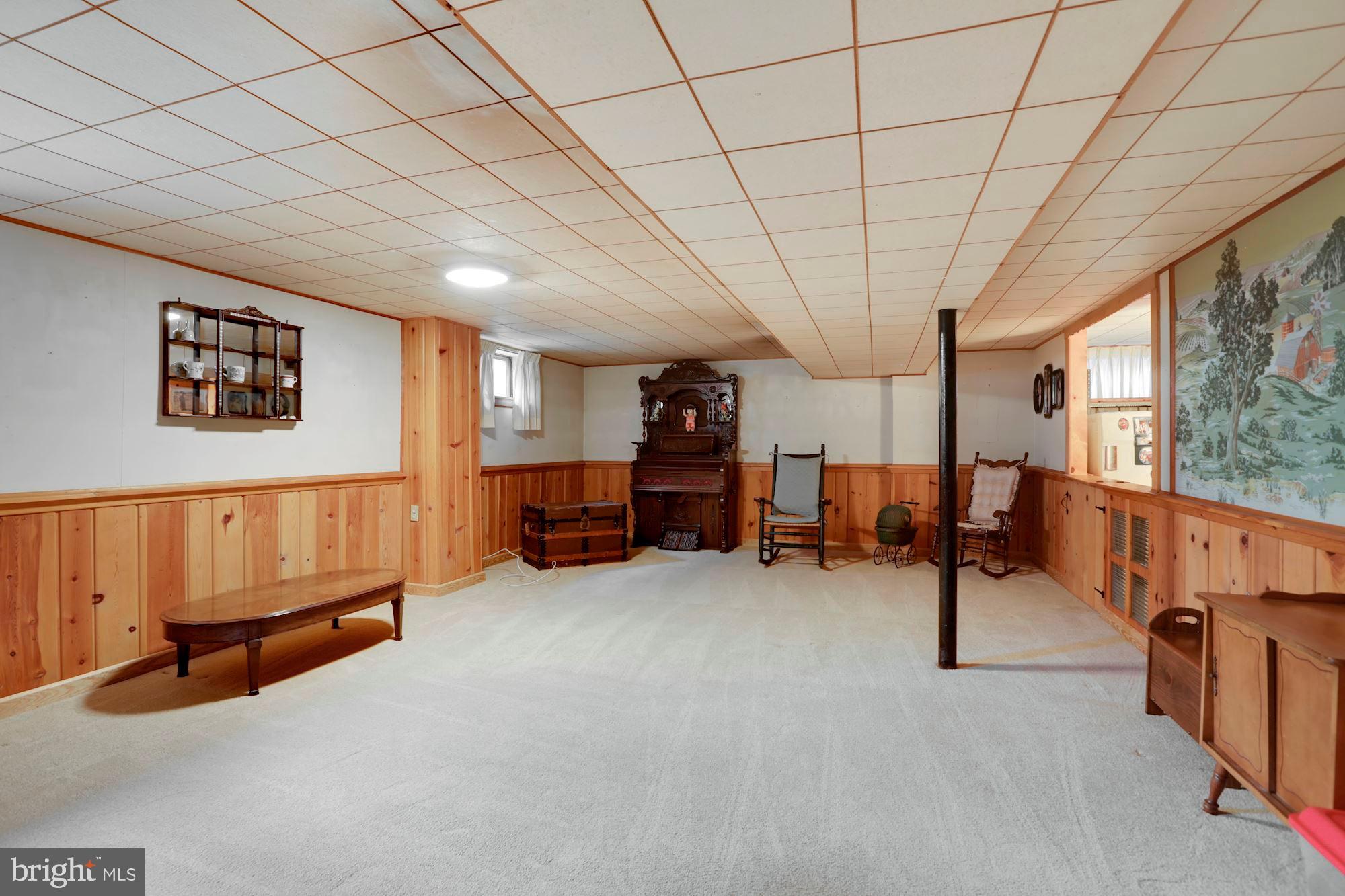 BROYHILL CREST - Residential