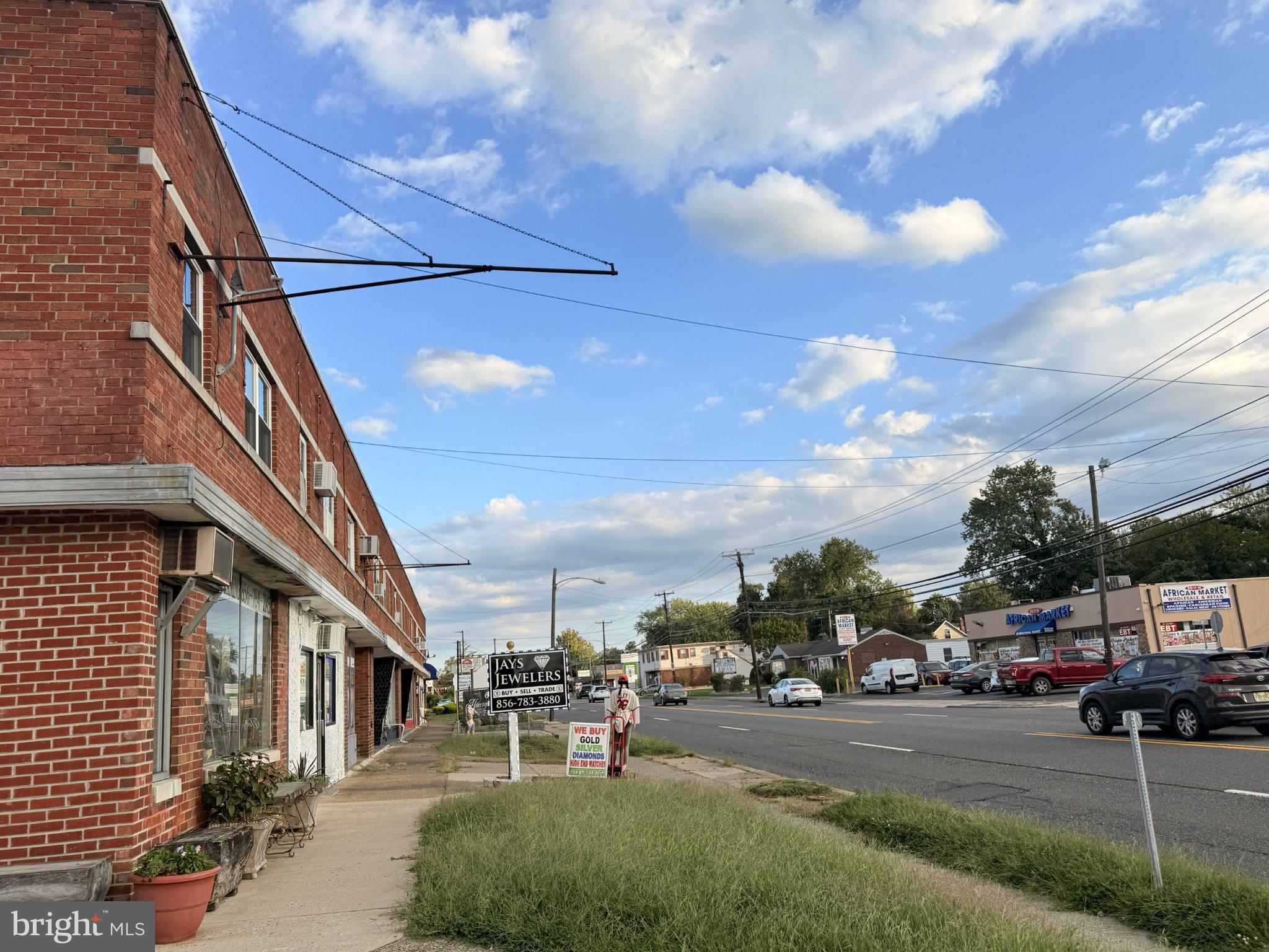 604 S WHITE HORSE PIKE