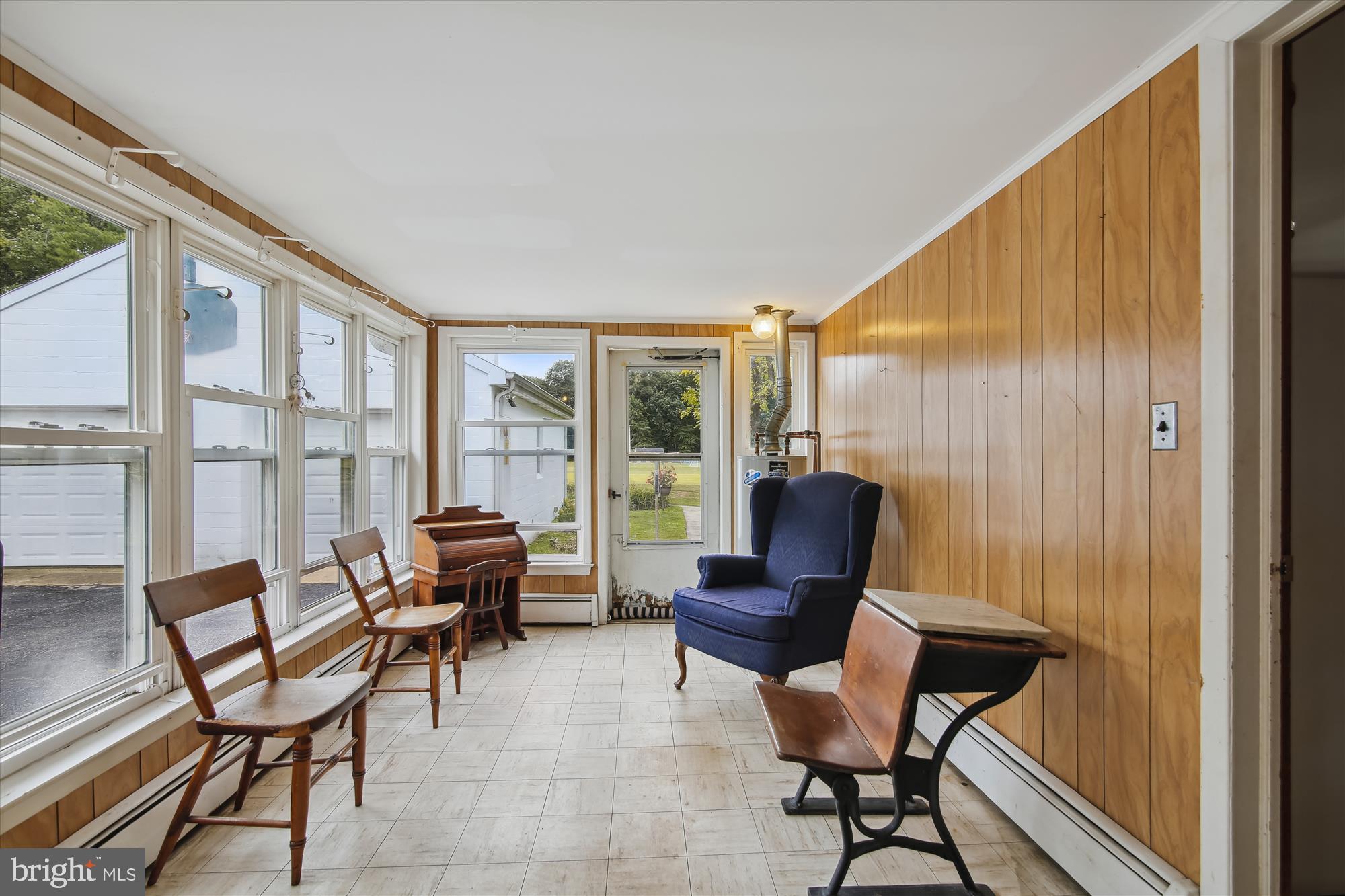 ROCK HALL - Residential