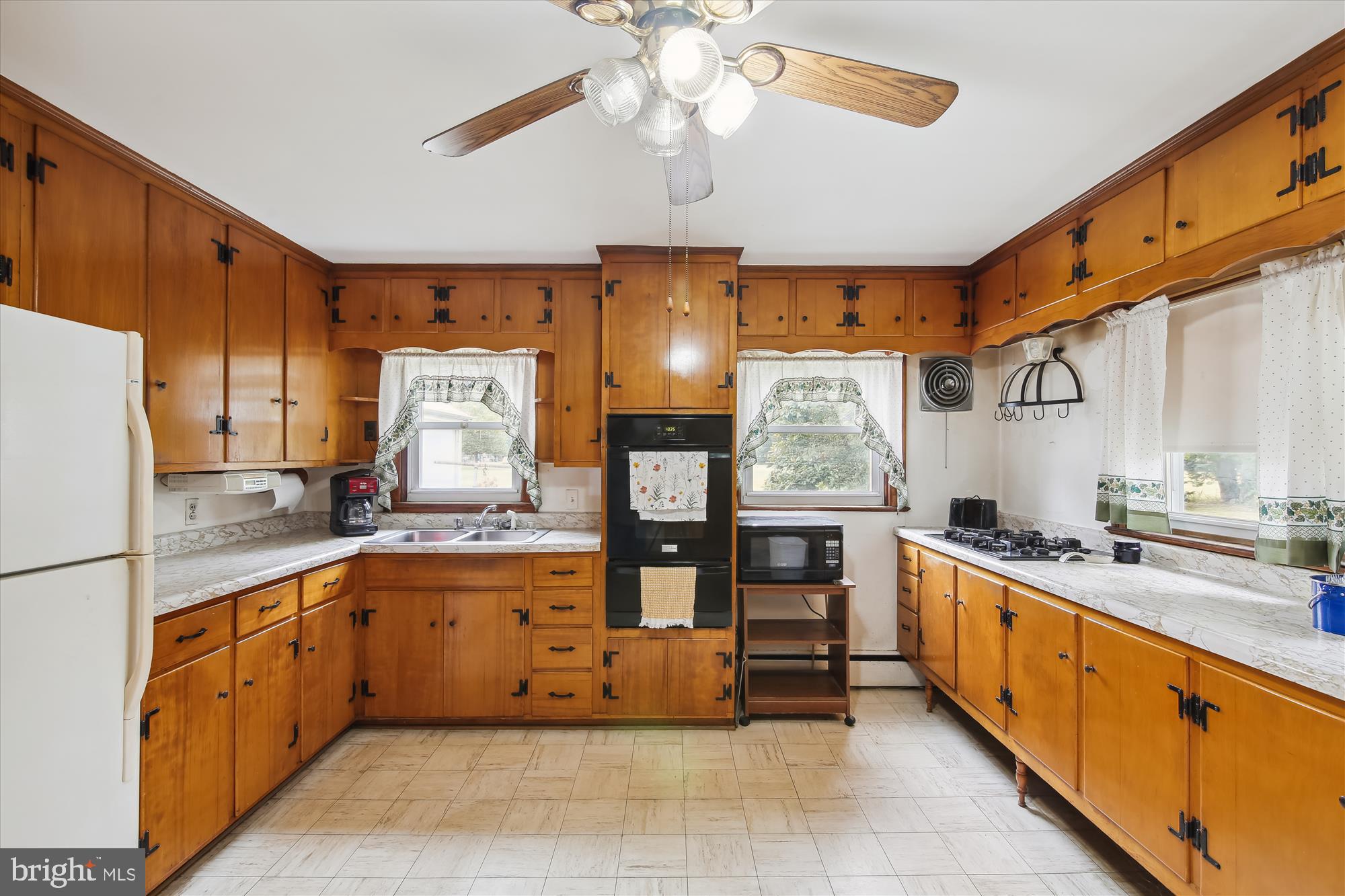 ROCK HALL - Residential