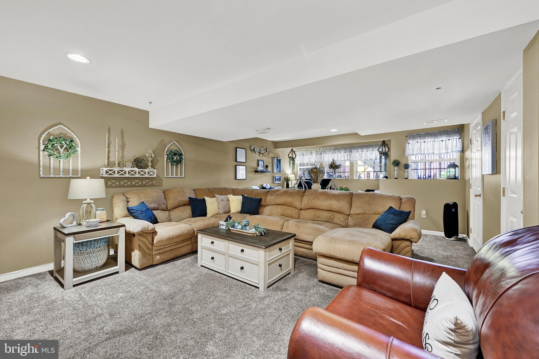 NEW HAVEN WOODS - Residential