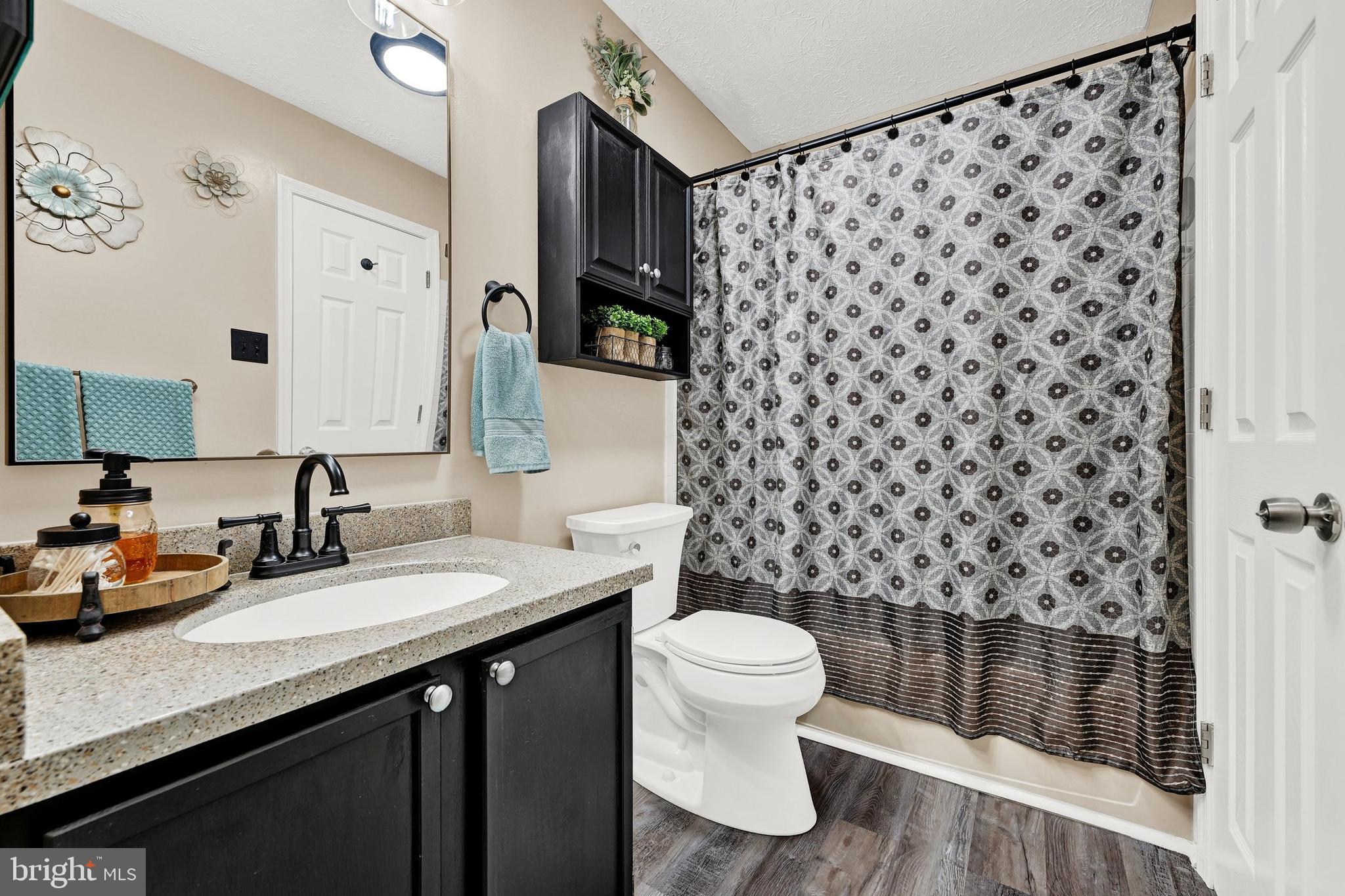 NEW HAVEN WOODS - Residential